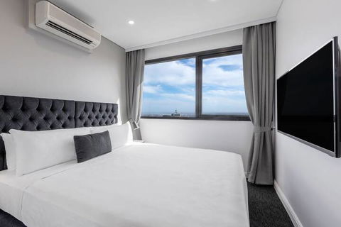 Meriton Suites Kent Street, Sydney - Accommodation in Bendigo 5