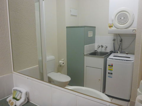 Palm Cove Tropic Apartments - Accommodation in Bendigo 2