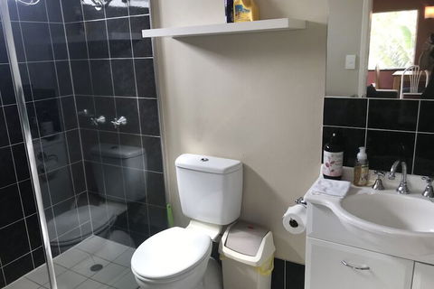 Reef Gateway Apartments - Accommodation in Bendigo 5