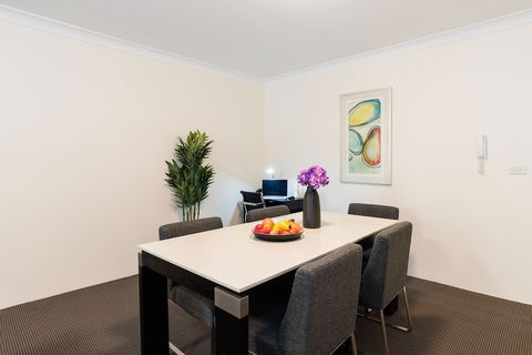 Eastwood Furnished Apartments - Accommodation in Bendigo 0