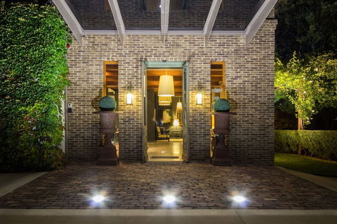 De Russie Boutique Hotel Orange - Accommodation in Bendigo 2