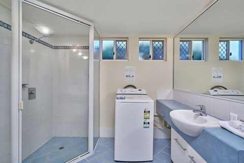 North Cove Waterfront Suites - Accommodation in Bendigo 4