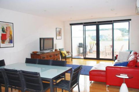 POSITION PERFECT CENTRAL INVERLOCH - Accommodation in Bendigo 0