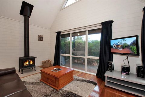 Two Truffles Cottages - Accommodation in Bendigo 5