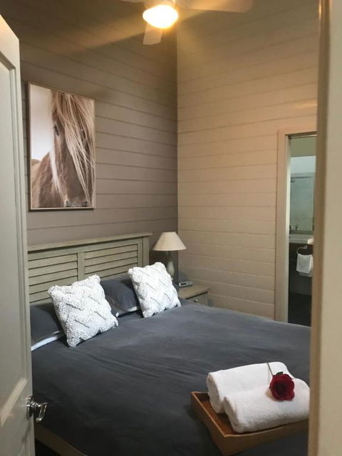 Two Truffles Cottages - Accommodation in Bendigo 2