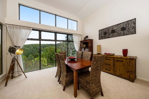 Ravensbourne Escape Silverwood Lodge - Accommodation in Bendigo 5