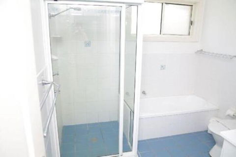 Breakers 2 13 East Street - Accommodation in Bendigo 2