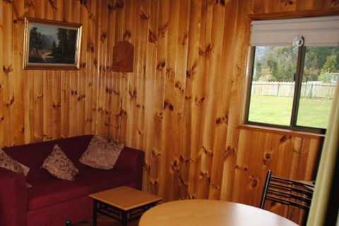 The Wombat Cottage - Accommodation in Bendigo 2