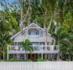 Decked Out by The Sea - Accommodation in Bendigo