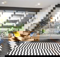 Orange Stay Sydney CBD - Accommodation in Bendigo