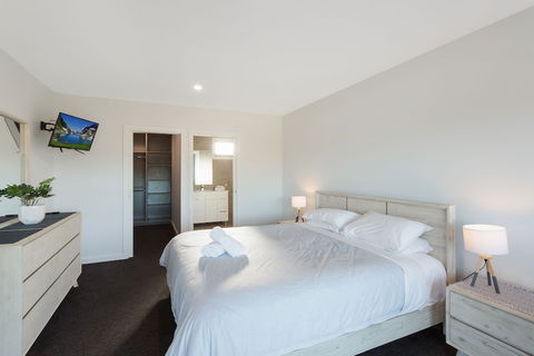 Kingfisher Retreat At Eden Cove - Accommodation in Bendigo 6