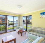 Champagne Court 1 with Water Views - Accommodation in Bendigo