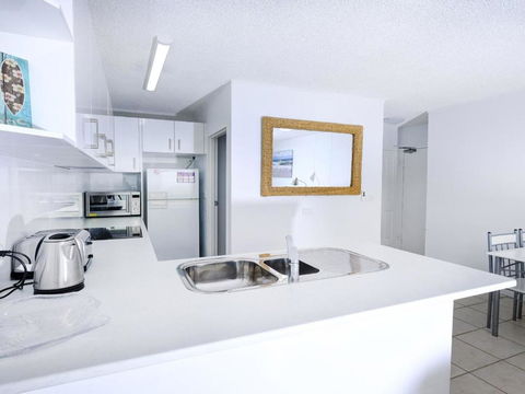 Ebbtide 2 On Main Beach! - Accommodation in Bendigo 2