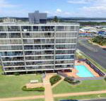Ebbtide 2 on Main Beach - Accommodation in Bendigo