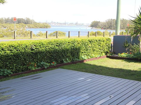 Reflections G01 On The Lake! - Accommodation in Bendigo 4