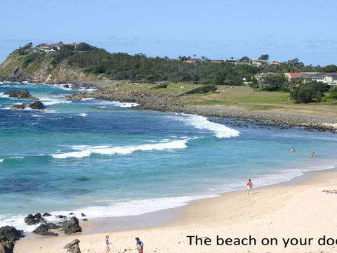 Oceancrest 12 Pebbly Beach - Accommodation in Bendigo 3