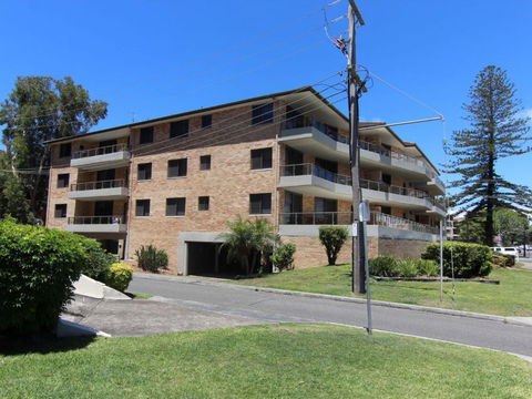 Breakers 8 Main Beach Location! - Accommodation in Bendigo 2