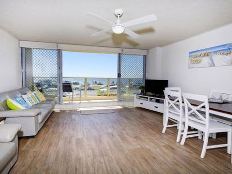 Ebbtide 3 On Main Beach! - Accommodation in Bendigo 3