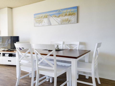 Ebbtide 3 On Main Beach! - Accommodation in Bendigo 4
