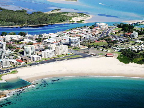 Ebbtide 3 On Main Beach! - Accommodation in Bendigo 2