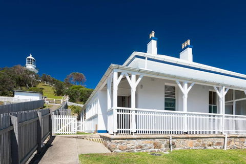 Seal Rocks Lighthouse Cottages - Accommodation in Bendigo 2