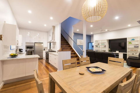 Coffs Jetty Beach House - Accommodation in Bendigo 5