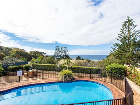56 Becker Road - Accommodation in Bendigo 1
