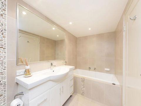 Wallis Court 6 - Accommodation in Bendigo 4