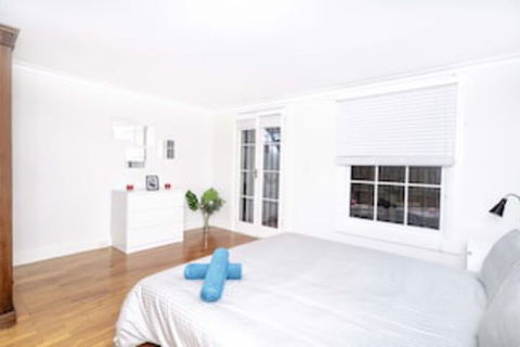 House Hyde Park - Liverpool - Accommodation in Bendigo 0