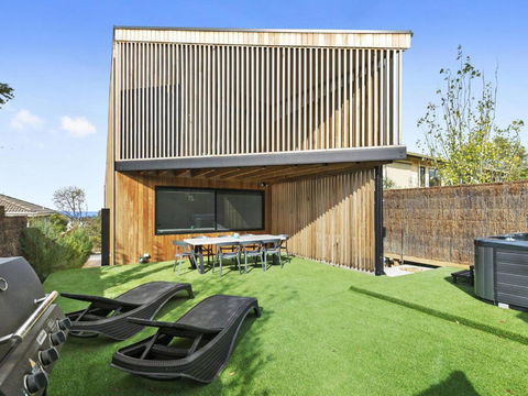 POINT BREAK NEW LISTING 2019 - Accommodation in Bendigo 2
