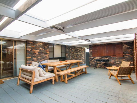40 Underwood Road - Accommodation in Bendigo 1
