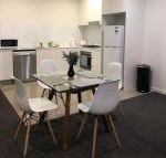 Modern Apartment in Liverpool CBD - Accommodation in Bendigo