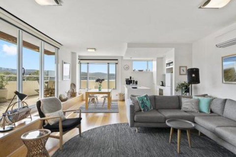 POINT GREY APARTMENT ONE VIEWPOINT - Accommodation in Bendigo 5