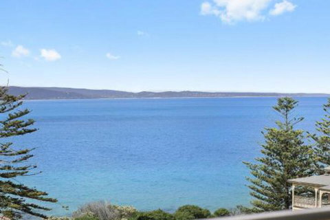 POINT GREY APARTMENT ONE VIEWPOINT - Accommodation in Bendigo 0