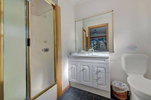 Freycinet Sanctuary 4 - Accommodation in Bendigo 2