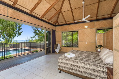 Absolute Beachfront - Accommodation in Bendigo 4