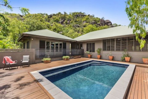 Absolute Beachfront - Accommodation in Bendigo 0