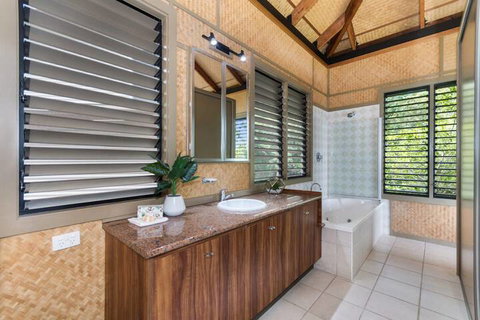 Absolute Beachfront - Accommodation in Bendigo 7