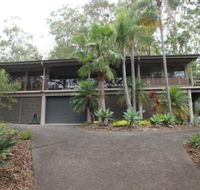 LIZ LAKE - Accommodation in Bendigo