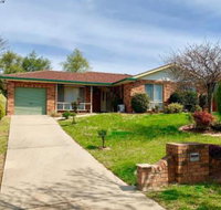 Tidy Home in a Leafy Suburb Great Location - Accommodation in Bendigo