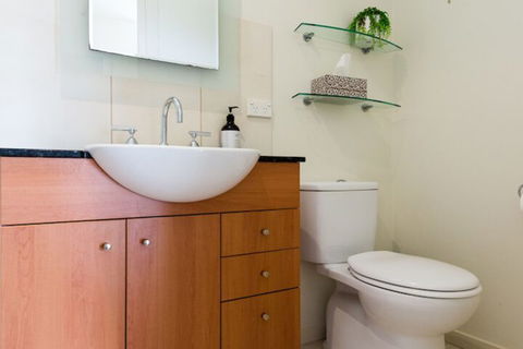 Hilltop House - Accommodation in Bendigo 7