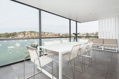 Harbour Front Single Level Apartment - Accommodation in Bendigo 0