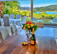 Bella Vista East 3 Luxury Ocean Views Large Flat Grassed Area  Buggy - Accommodation in Bendigo