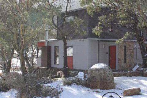 Faraya Chalet - Accommodation in Bendigo 0