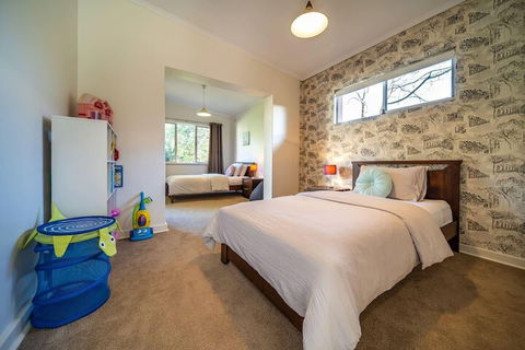 Evergreen On Franklin Family Friendly Wifi Unique - Accommodation in Bendigo 7