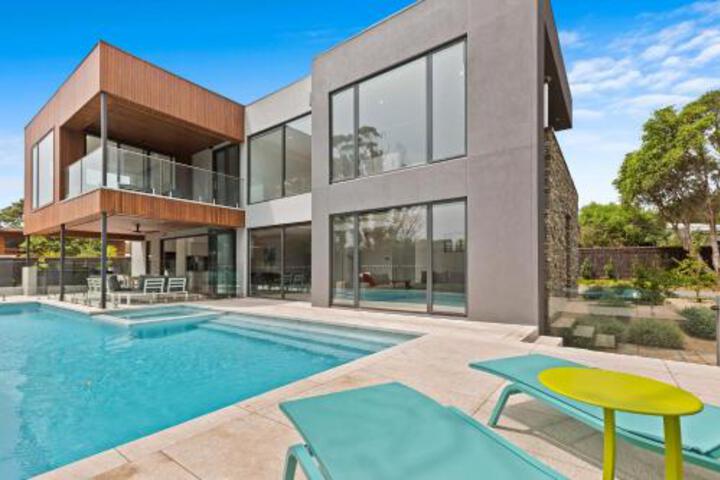 Mount Martha VIC Accommodation in Bendigo