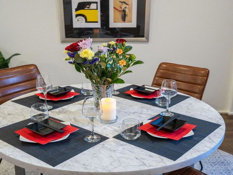 Riptide On Surf Beach Sun Surf & Style - Accommodation in Bendigo 2