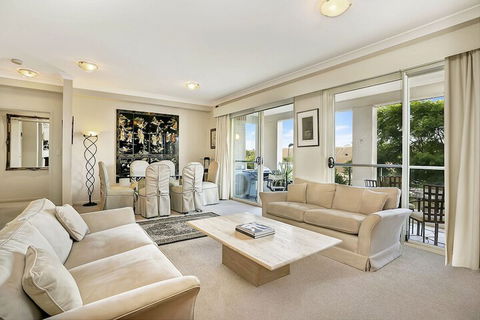 HC102 Karrabee Avenue Huntleys Cove - Accommodation in Bendigo 4