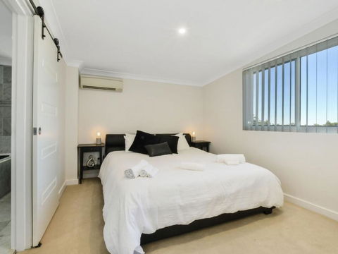 Regatta 24 - Accommodation in Bendigo 5