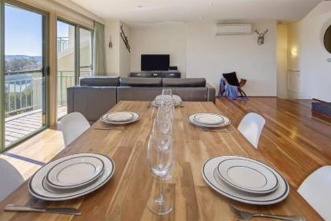 Glacialis 6 - Accommodation in Bendigo 0